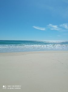 Plaża morska na wyspie Ilha do Farol