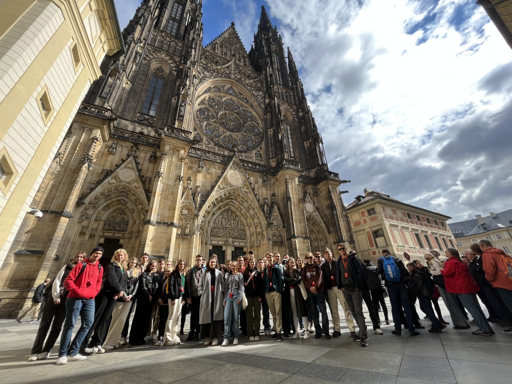 20220921_103748190_iOS