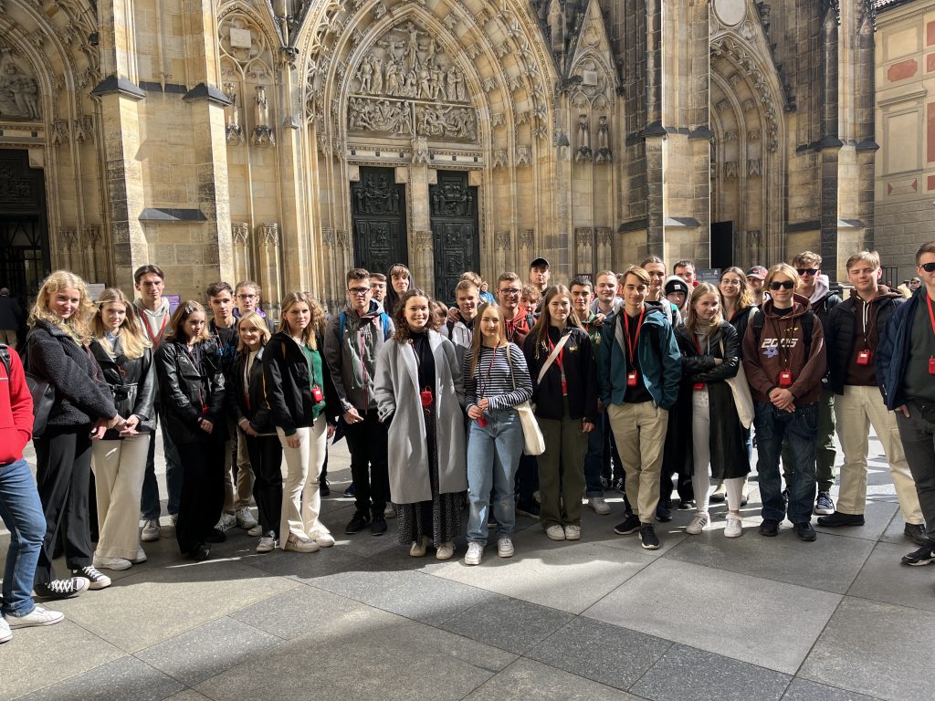 20220921_103807676_iOS