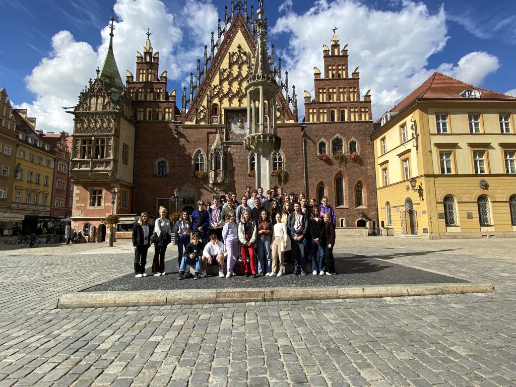 20220923_103310948_iOS